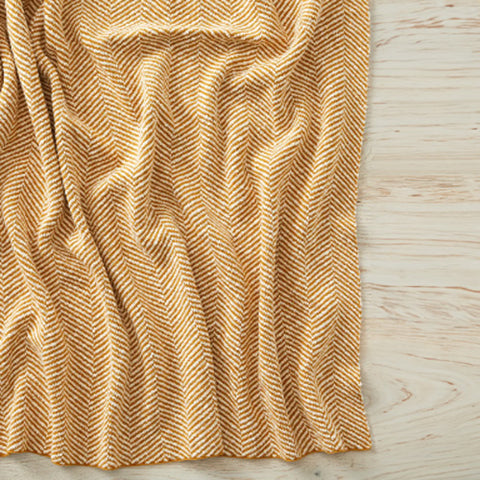 Solano Throw | Amber